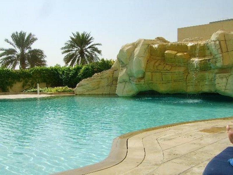 Somerset Jadaf Dubai Exterior photo