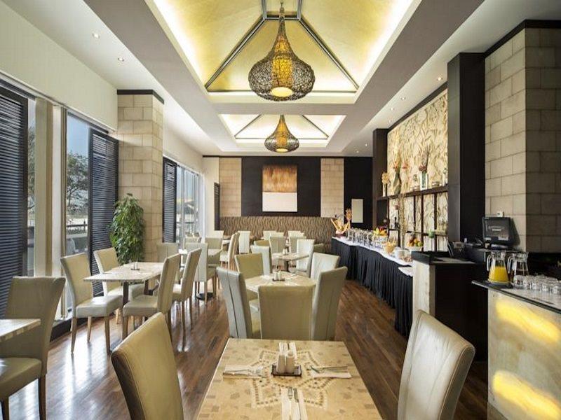 Somerset Jadaf Dubai Exterior photo